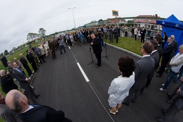 W czerwcu 2012 roku obwodnica kołobrzeska został z wielką pompą. Dziś już pęka.