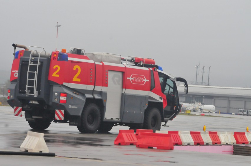 Balice. Nowy przewoźnik w Kraków Aiport. Pierwszy lot do Wiednia liniami Laudamotion [ZDJĘCIA]