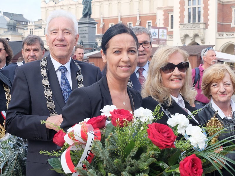 Prezydent Krakowa Jacek Majchrowski "Ambasadorem Rzemiosła", stolarz Jan Ciszek nagrodzony "Szablą Kilińskiego"