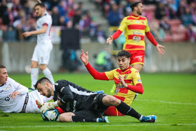 Jagiellonia przegrała w Zabrzu 1:2 i straciła fotel lidera PKO Ekstraklasy