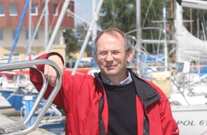 Dr. Krzysztof Zawalski