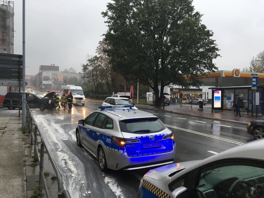 Pożar samochodu na Mikołowskiej spowodował duże utrudnienia...