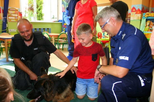 Jeden z bohaterskich braci ma zaledwie 6 lat. Pawełek chodzi do przedszkola "U Krecika Szybownika"