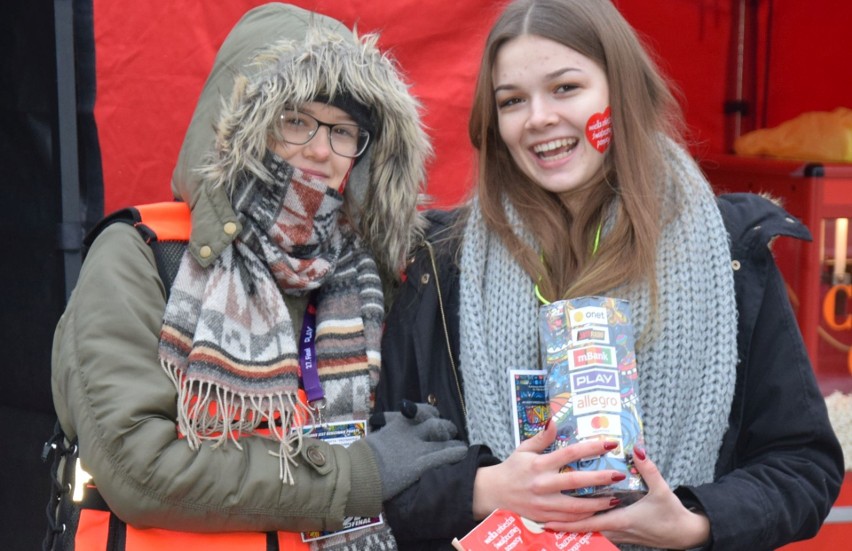 WOŚP 2019 Ostrołęka. Finał na scenie przy Kupcu [ZDJĘCIA, WIDEO]