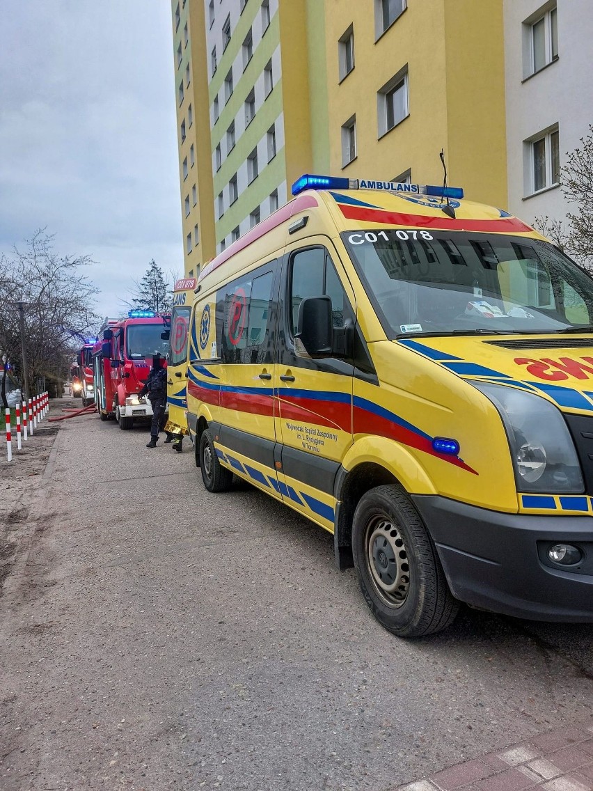 Pożar został szybko opanowany. Jedna osoba wymagała pomocy...