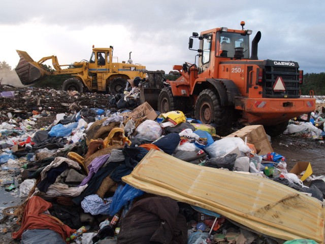 Na wysypisko w Sianowie trafia z Koszalina i okolic 45 tys. ton odpadów rocznie. To jednocześnie jedno z miejsc, które jest wskazywane jako potencjalna lokalizacja spalarni odpadów dla całego regionu.