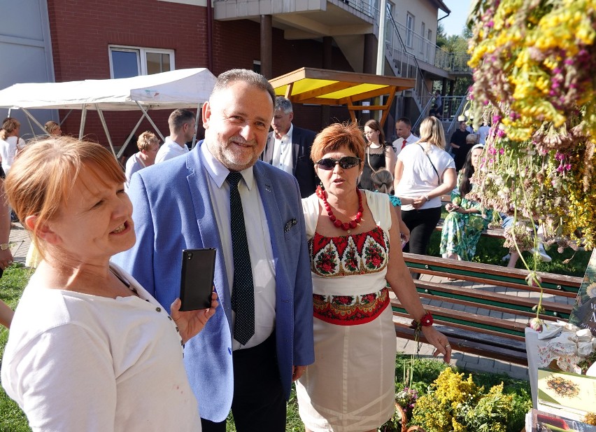 Gminne Dożynki w Przydonicy. Wyróżniono najpiękniejsze wieńce dożynkowe [ZDJĘCIA]