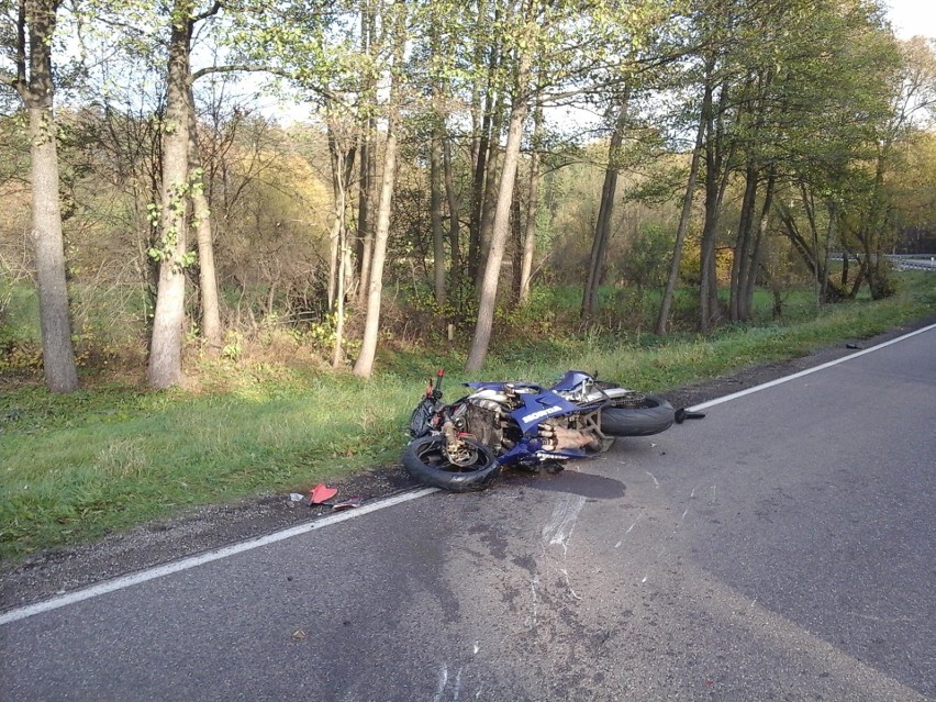 Kalnica. Wypadek na DK 66. Motocyklista wbił się w opla (zdjęcia)