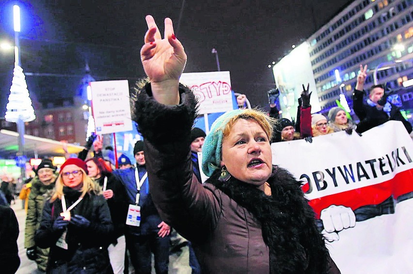 Manifestacja Strajk Obywatelski w Katowicach