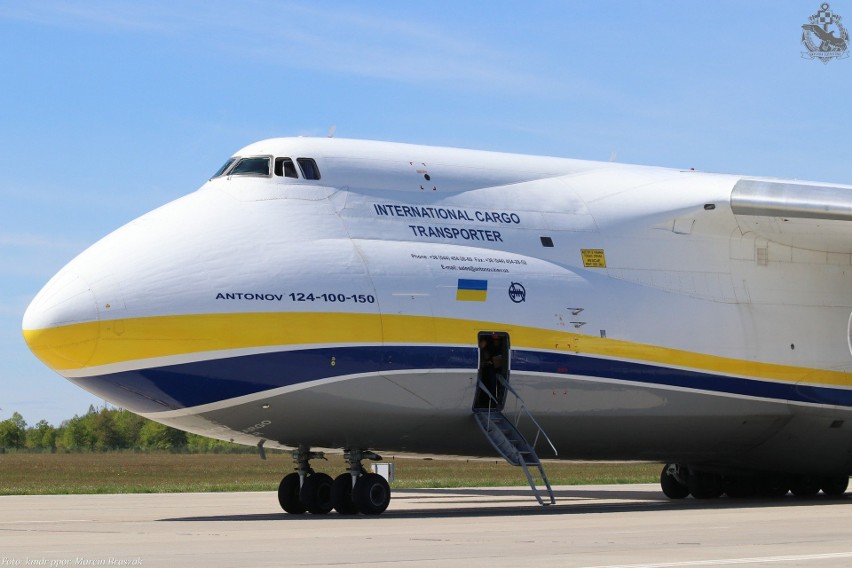 Gdynia. Na lotnisku w Babich Dołach wylądował potężny samolot Antonov Airlines [ZDJĘCIA, FILM]