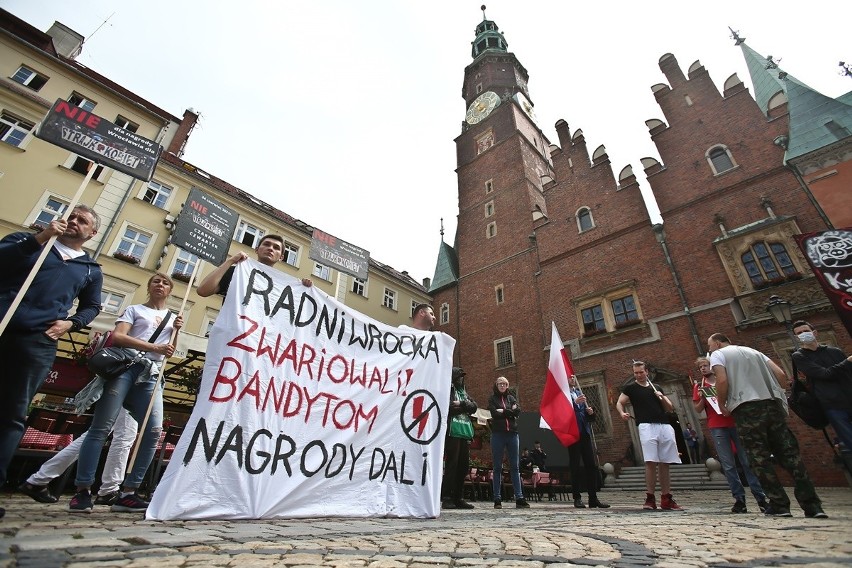 Protest przeciwko wręczeniu Nagrody Wrocławia...