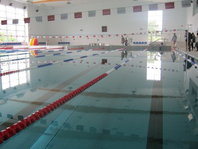 25-metrowy basen to jedna z największych atrakcji centrum