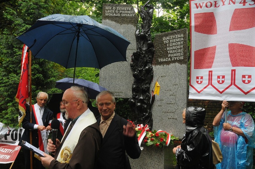 Obchody rocznicy rzezi wołyńskiej. Nie milczeć, ale przebaczyć [ZDJĘCIA]