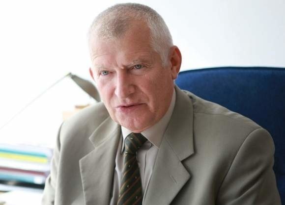 28 sierpnia Janusz Chałubiński, dotychczasowy dyrektor Powiatowego Urzędu Pracy w Słupsku zakończy oficjalnie pracę na tym stanowisku i przejdzie na emeryturę. Teraz jest na urlopie.