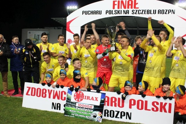W poprzedniej edycji najlepsi okazali się piłkarze Energii Kozienice, którzy w finale pokonali Szydłowiankę Szydłowiec.