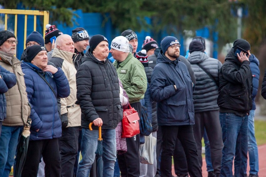 Niebiesko-czarni pokonali Wdę Świecie 2:1 w meczu...