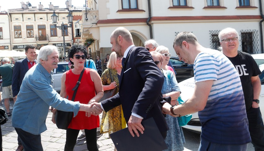 Konrad Fijołek, prezydent elekt, podziękował mieszkańcom Rzeszowa za poparcie w wyborach [ZDJĘCIA]