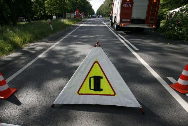 Jak informuje Generalny Dyrektor Dróg Krajowych i Autostrad, droga jest zablokowana w obie strony, natomiast przewidywany czas utrudnień to 3 godziny.
