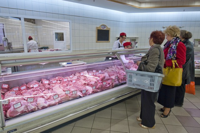 Promocje w Koszalinie. Polujemy na tanie mięsaWarto zwrócić uwagę na promocyjne wędliny.
