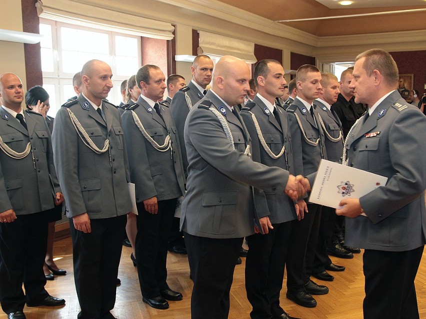 Uroczystość wręczenia awansów zawodowych policjantów odbyła...