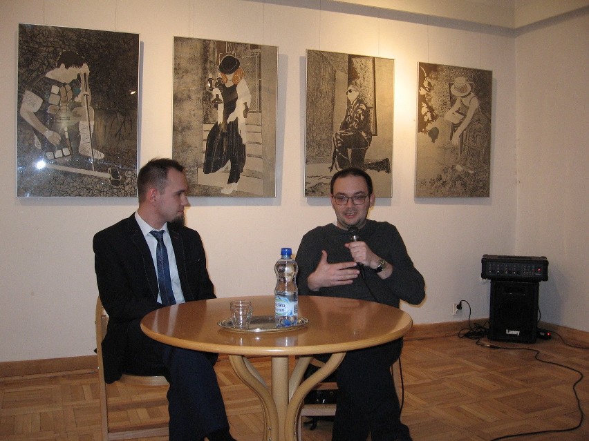 Z Filipem Springerem- z prawej - rozmawiał Dariusz Wróbel.