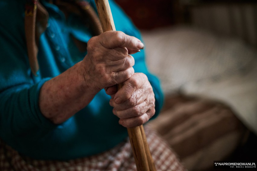 Minęło 36 lat od wybuchu elektrowni w Czarnobylu. Nadal żyją tutaj ludzie, między innymi pani Maria, która może dożyć 100 lat