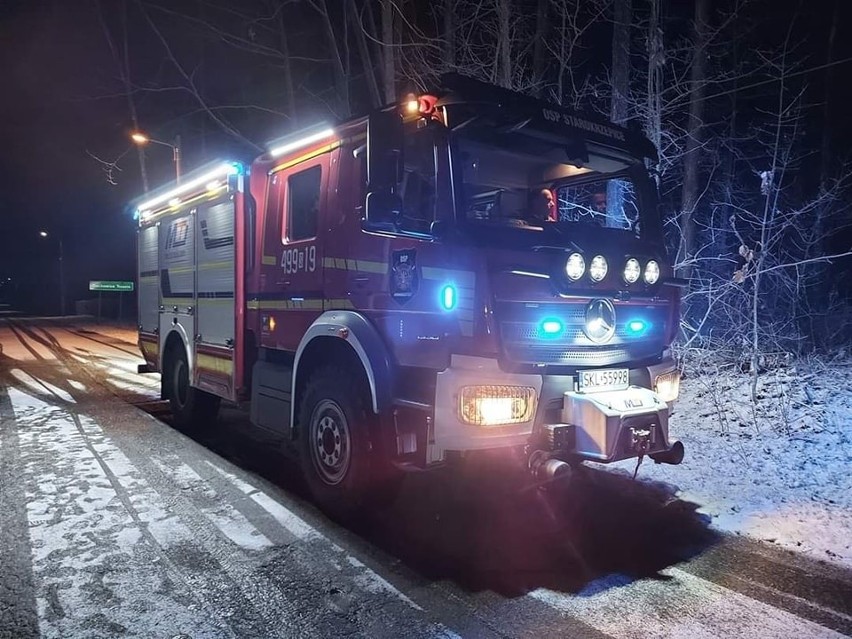 Tuż po godzinie piątej rano 4 lutego 2023 roku, z powalonym...