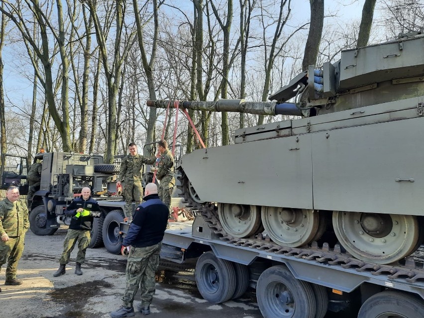 Czołg Centurion trafił do Muzeum Broni Pancernej w Poznaniu