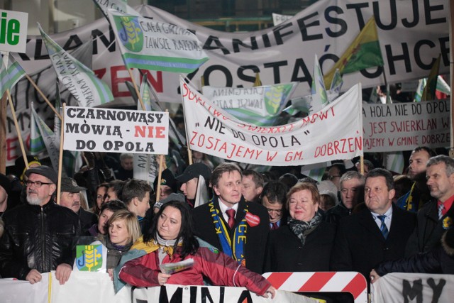 Dobrzeń Wielki. Protest mieszkańców przeciw przyłączeniu do Opola