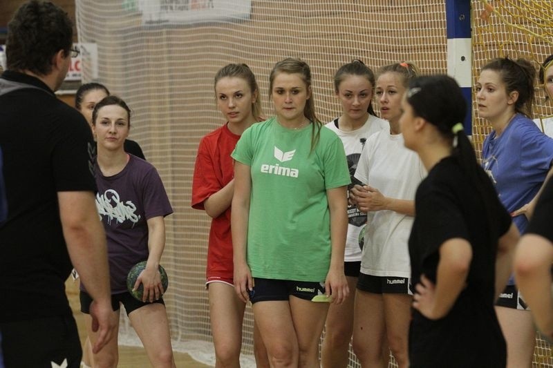 Trening piłkarek ręcznych Korony Handball Kielce