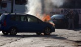 Mazda w płomieniach [WIDEO, ZDJĘCIA]