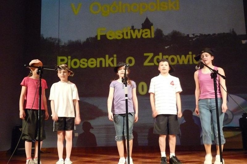 V Ogólnopolski Festiwal Piosenki o zdrowiu w Różanie