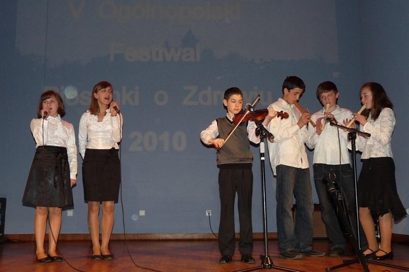 V Ogólnopolski Festiwal Piosenki o zdrowiu w Różanie