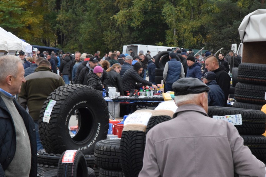 Wiele osób wybrało się w niedzielę, 17 października na...