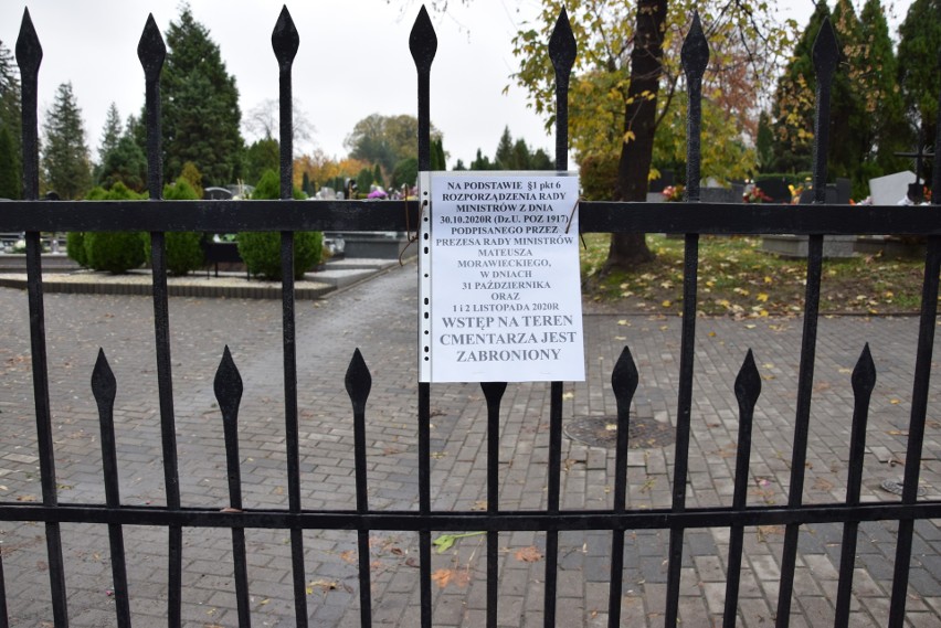 Zamknięty cmentarz w Głuchołazach. Samorząd pomaga poszkodowanym handlarzom zniczy i kwiatów