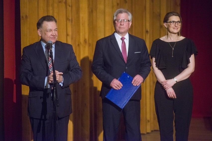 Radom. Elektrownia zaprosiła na koncert „Brunetki, blondynki”