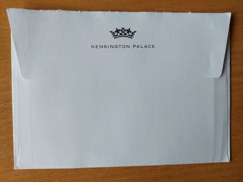 Tak wygląda list z Kenstington Palace.