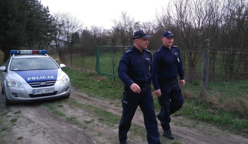 Policjanci partolują ogródki działkowe w gminie Świecie