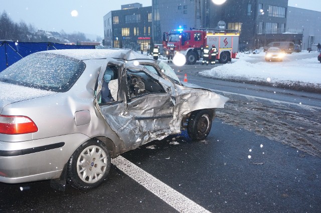 Na skrzyżowaniu ulic Pszczyńskiej i Krakowskiej zderzyły się dwa samochody osobowe