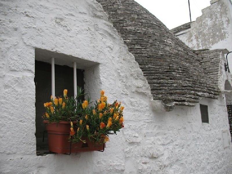 Alberobello (południowe Włochy)...