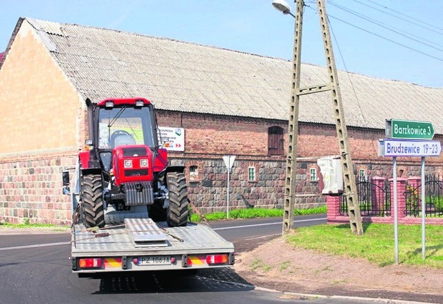Z nowo przebudowanego odcinka drogi korzystali jadący na targi rolne Agro Pomerania, które odbyły się w weekend w Barzkowicach