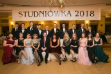 Studniówki 2018. Tak bawili się maturzyści z Zespołu Szkół w Dobrzeniu Wielkim [ZDJĘCIA]