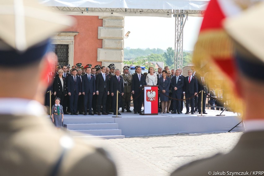 Obchody 227. rocznicy uchwalenia Konstytucji 3 maja. Prezydent Andrzej Duda: "Referendum konstytucyjne powinno się odbyć 10-11 listopada"