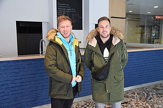 Mateusz Zebrzowski i Krzysztof Zator w marcu otwierają nową restaurację w Zielonej Górze. Nie chcą już dłużej czekać, by uruchomić swój pierwszy biznes. Mają nadzieję, że gości im nie zabraknie