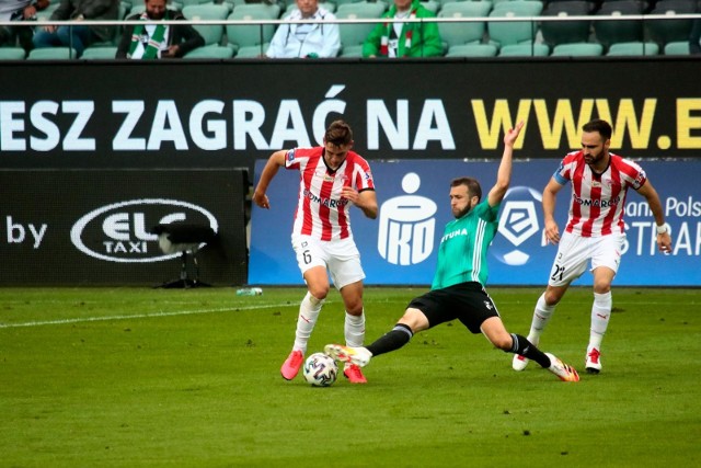 11 lipca w Warszawie, w meczu ekstraklasy, wygrała Legia 2:0. Rafael Lopes (z prawej) był wtedy jeszcze zawodnikiem Cracovii