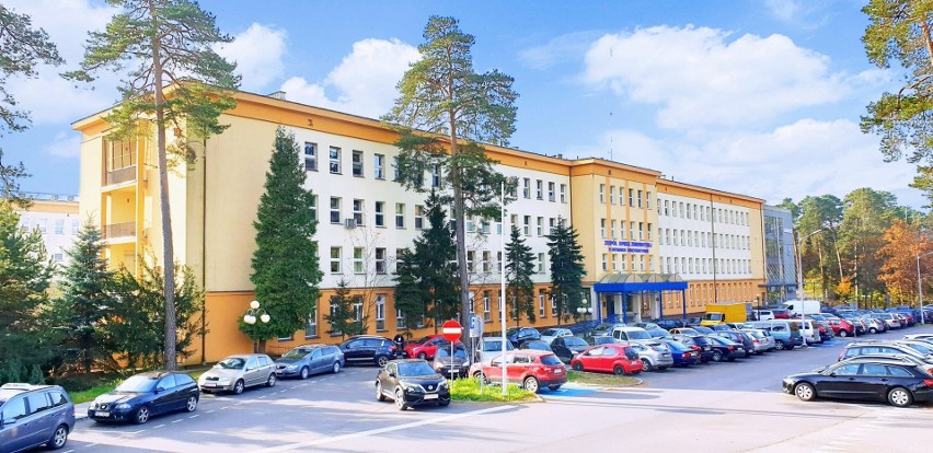 Wielospecjalistyczny Szpital w Ostrowcu Świętokrzyskim otrzymał dar od WOŚP. To aparat do identyfikacji metodą spektometrii masowej  