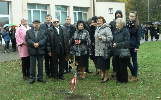 W czwartek, 20 października przy pińczowskim Liceum Ogólnokształcącym imienia Hugona Kołłątaja zasadzono Dąb Pamięci dla porucznika Józefa Wojtala.