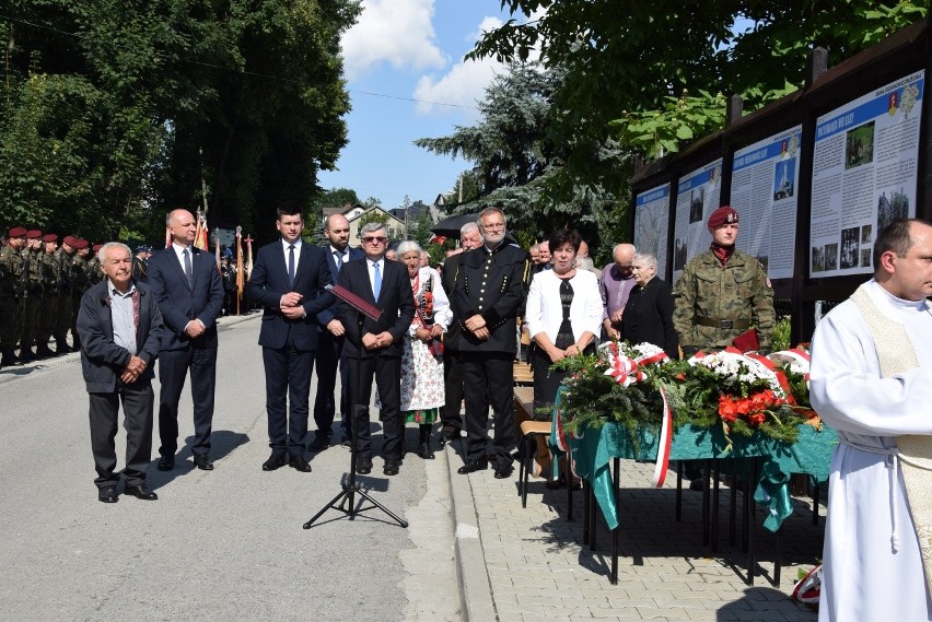 Wspomnienia z pacyfikacji Łaz. Poszli na tortury, ale nikt nie zdradził [ZDJĘCIA]