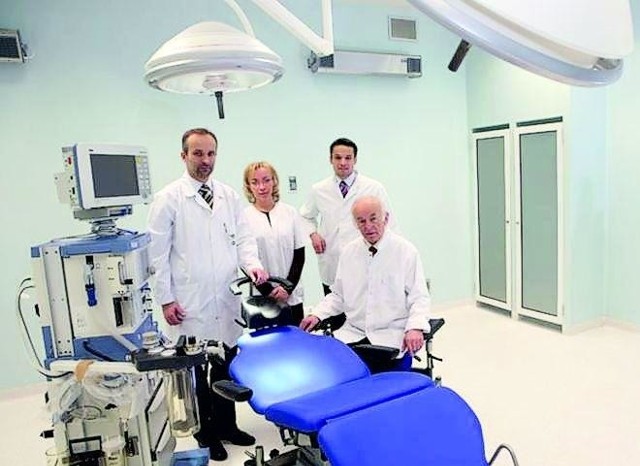 Sala operacyjna w Oftalmice jest wyposażona w dwa najnowocześniejsze urządzenia do mikrochirurgii oka