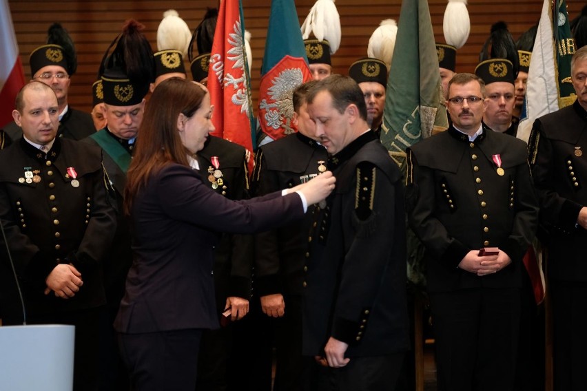 Życzenia na Barbórkę. Piękne i tradycyjne życzenia dla...